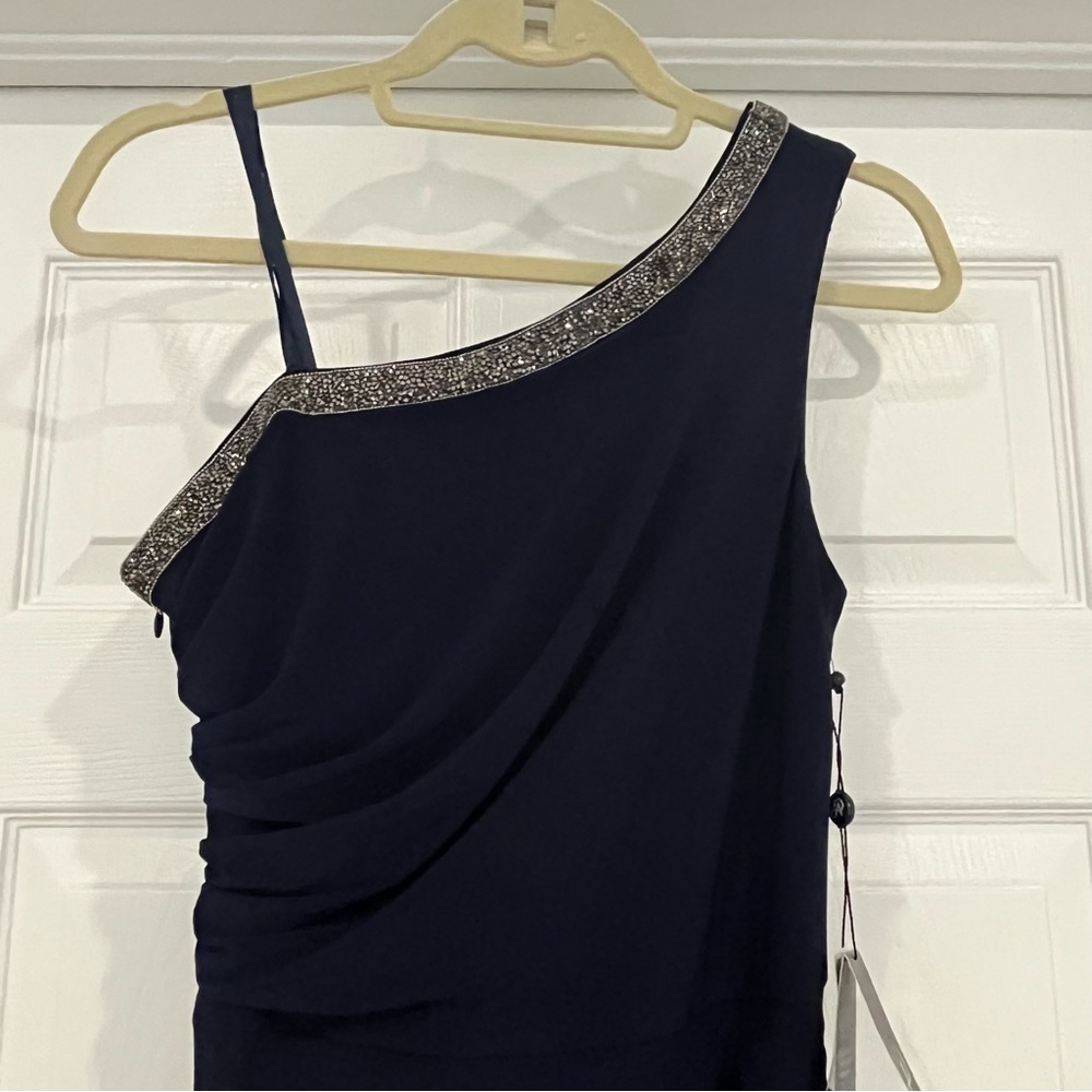 NEW Adriana Papell Beaded One Shoulder Matte Jersey Navy Jumpsuit Size 4 - Picture 6 of 16